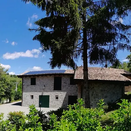 בית חווה Parco Di Montebello *