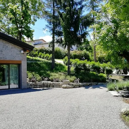 Parco Di Montebello Lantgård *