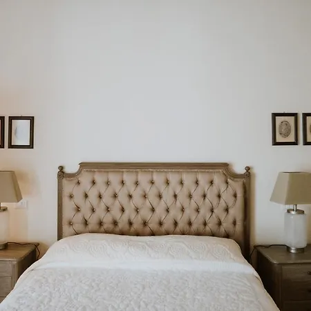 Parco Di Montebello Farm stay *