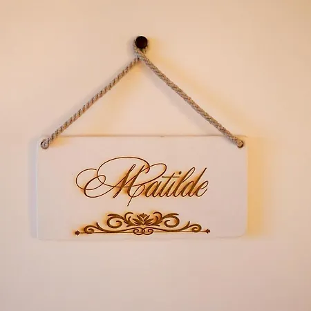 Parco Di Montebello مزرعة للإقامة Quattro Castella