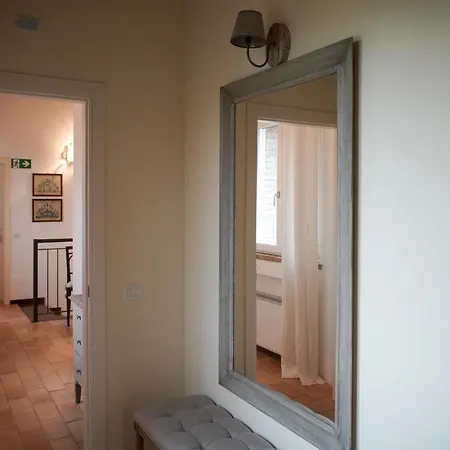 Farm stay Parco Di Montebello *